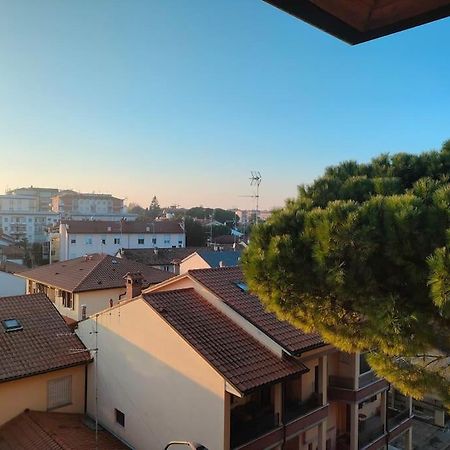Attico A 2 Passi Dalla Stazione E Centro Storico Ravenna Exterior foto